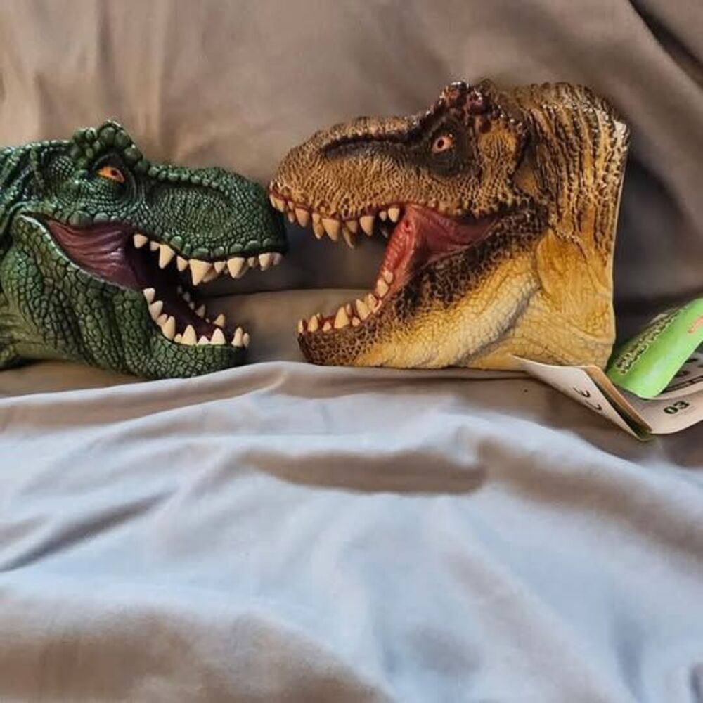 2 pk Dinosaur Hand Puppets